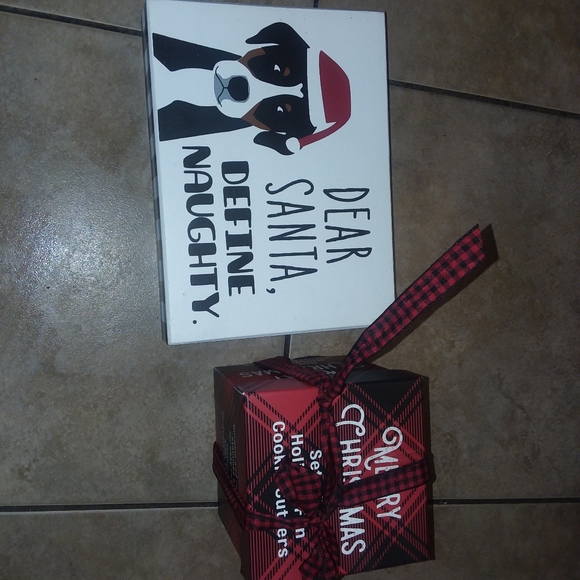 Gift Set - Picture 3 of 4